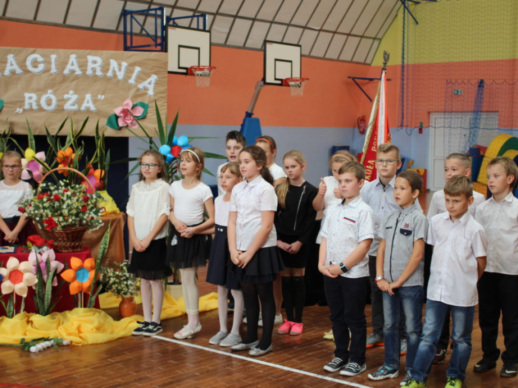 Dzień Edukacji Narodowej w SP w Komarówce Podl. - zdjęcia