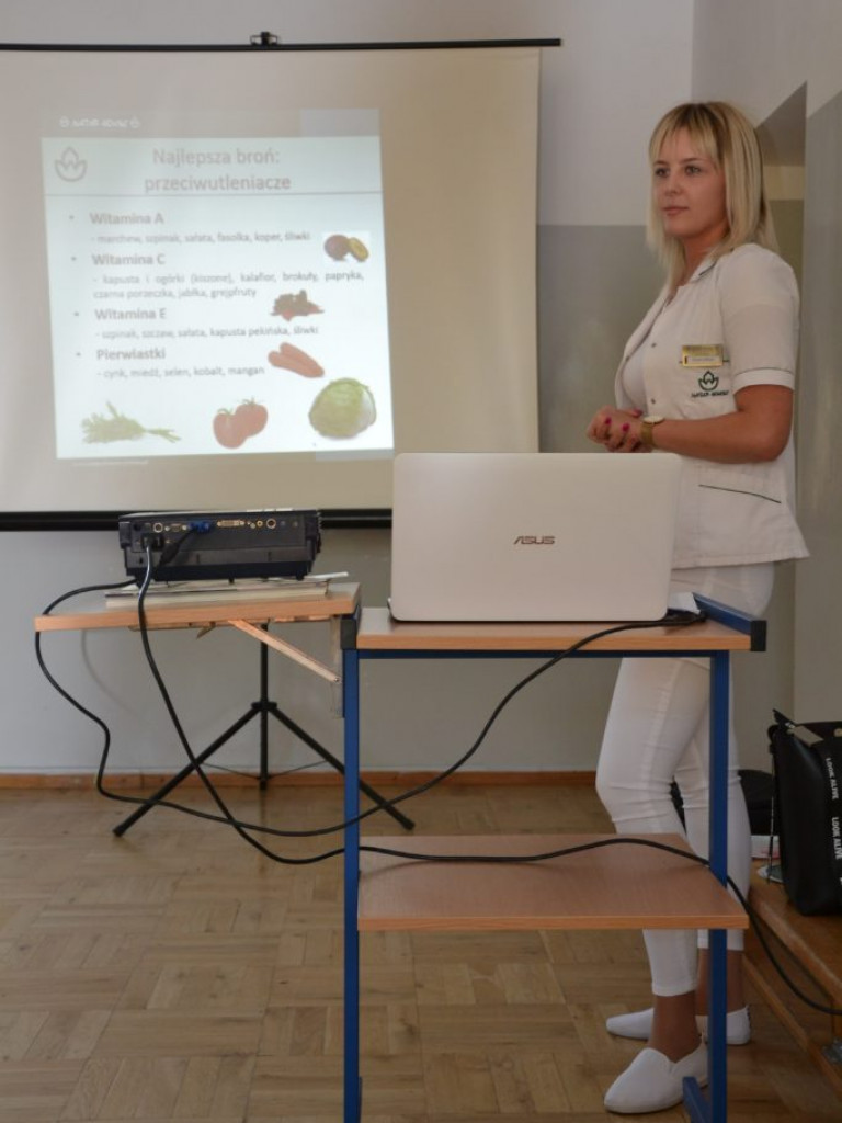 Prezentacja dietetyczki w SOSW