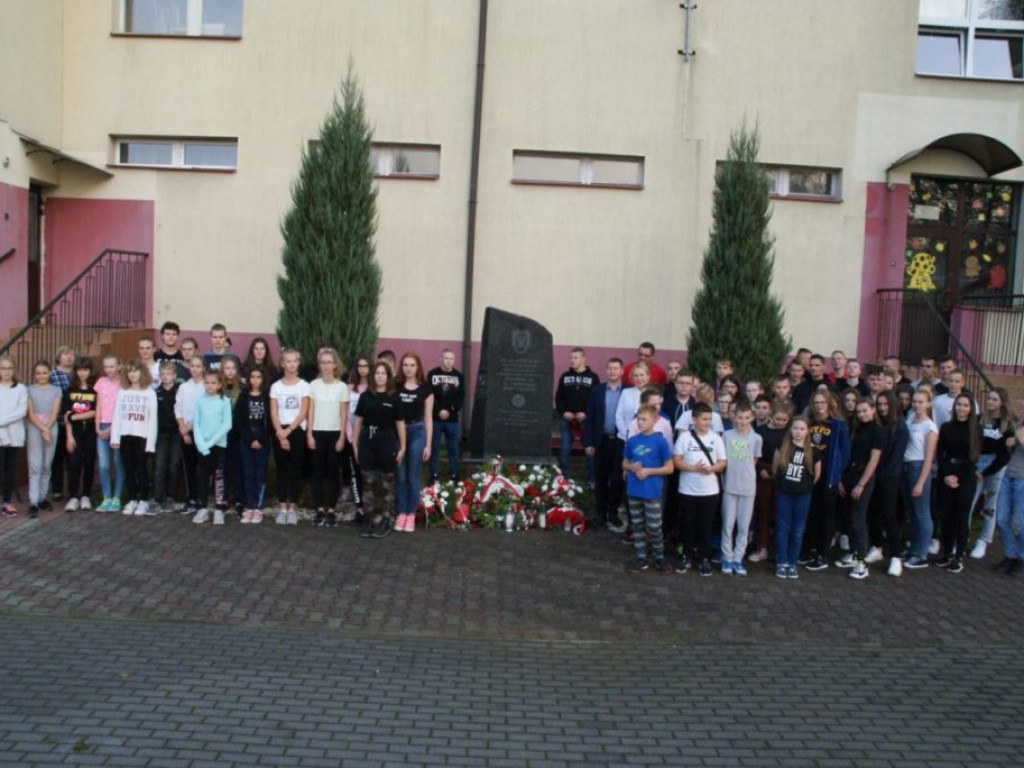 III Rajd Pamięci Bohaterskich Lotników Dywizjonu 303 im. Zdzisława Krasnodębskiego