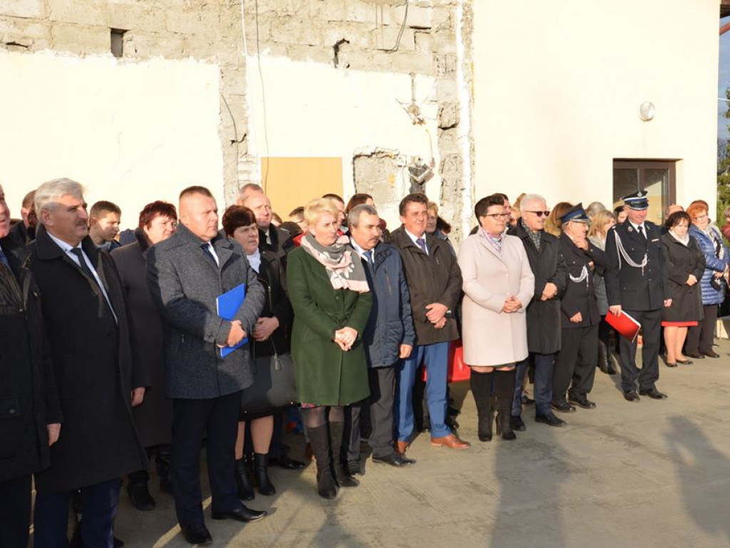 Wmurowanie kamienia węgielnego pod budowę centrum kulturalnego w Sobolach