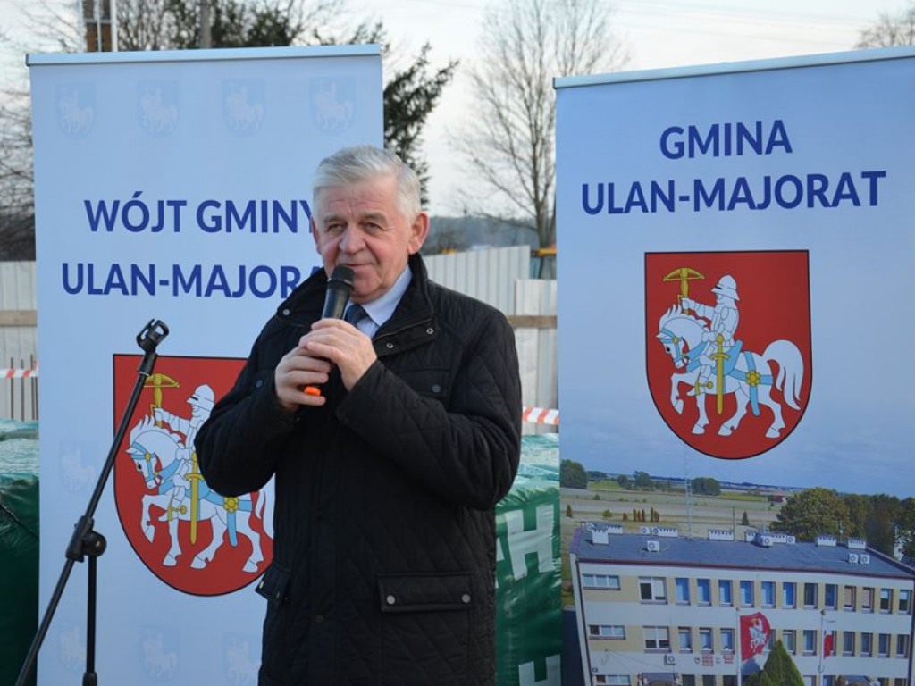 Wmurowanie kamienia węgielnego pod budowę centrum kulturalnego w Sobolach