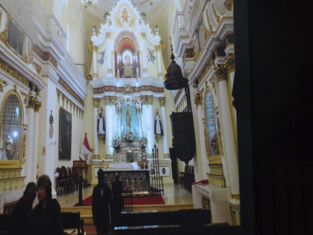 Spotkanie z podróżnikami Dorotą i Pawłem Szostakiewiczami