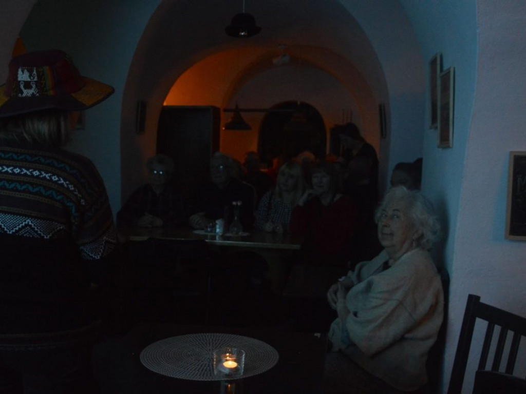 Spotkanie z podróżnikami Dorotą i Pawłem Szostakiewiczami