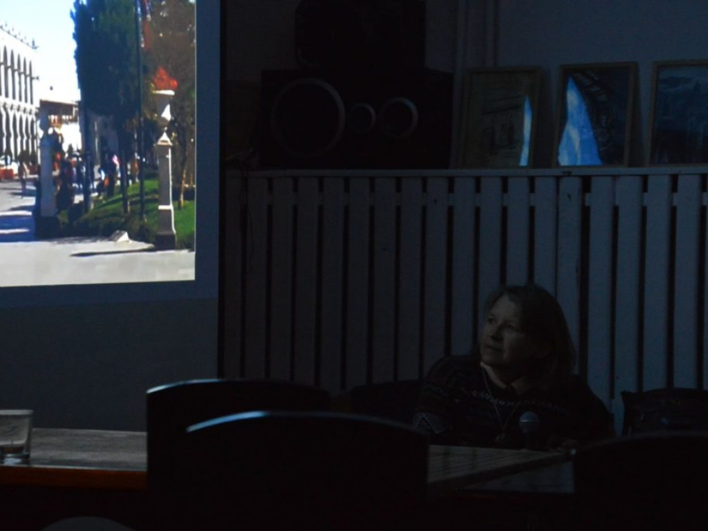 Spotkanie z podróżnikami Dorotą i Pawłem Szostakiewiczami