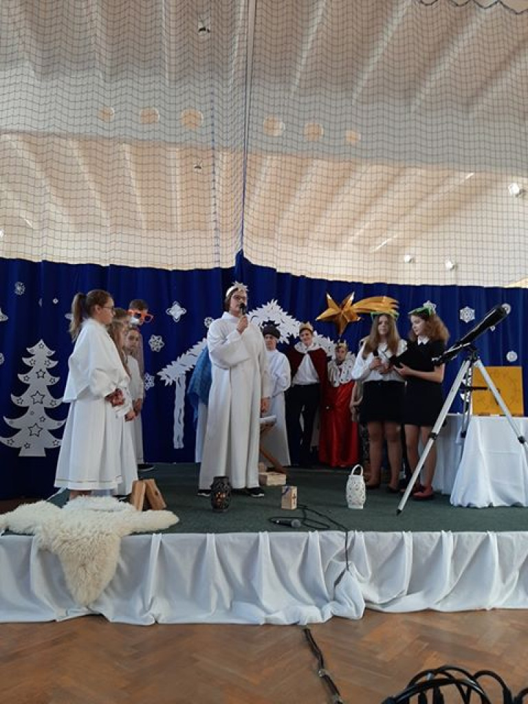 Jasełka w SP w Białce