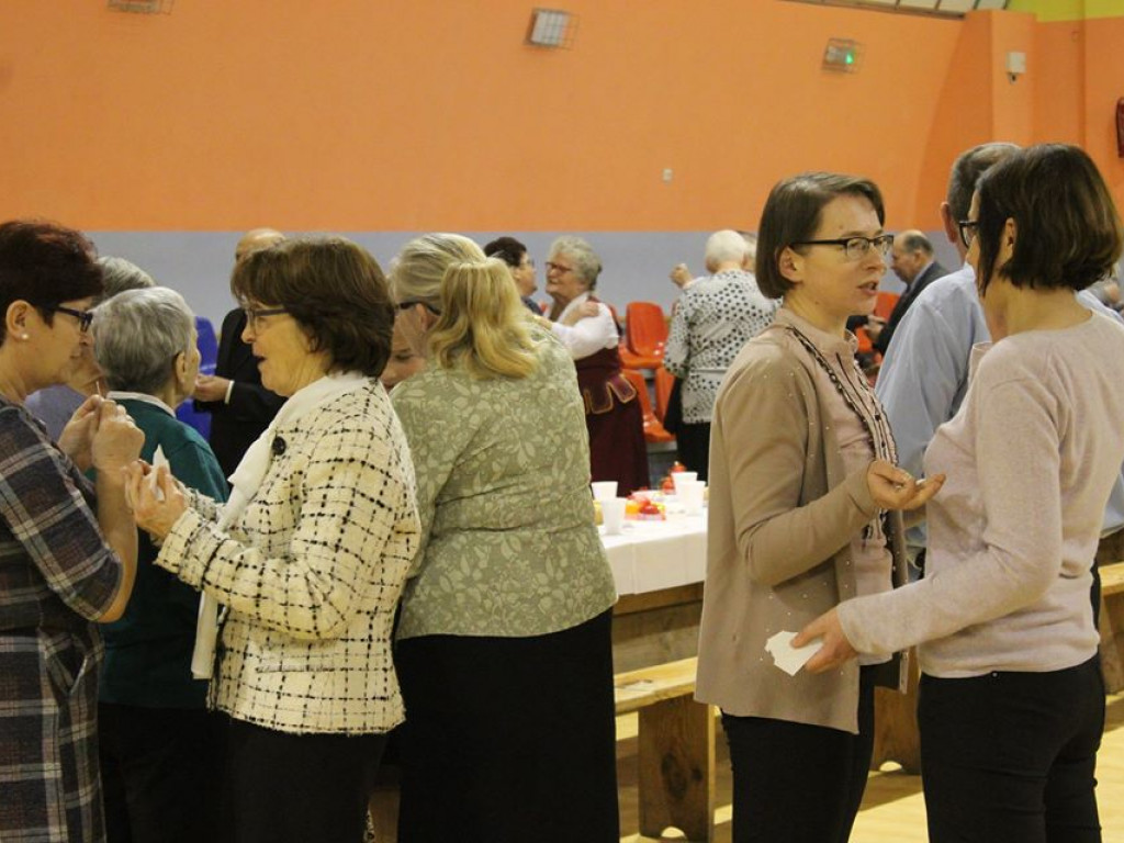 Gminno-parafialne spotkanie opłatkowe w Komarówce P. - zdjęcia