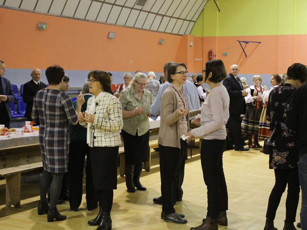 Gminno-parafialne spotkanie opłatkowe w Komarówce P. - zdjęcia