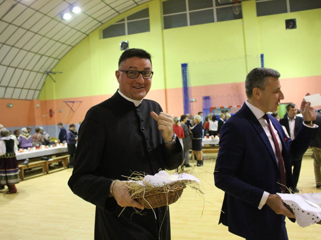 Gminno-parafialne spotkanie opłatkowe w Komarówce P. - zdjęcia