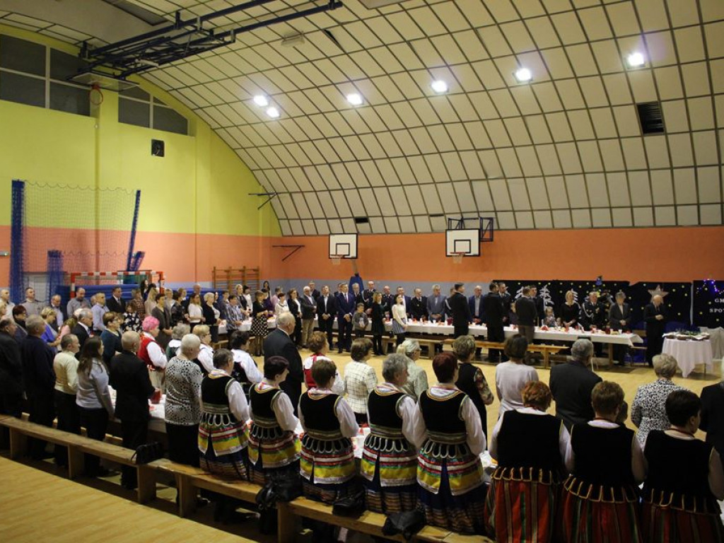 Gminno-parafialne spotkanie opłatkowe w Komarówce P. - zdjęcia