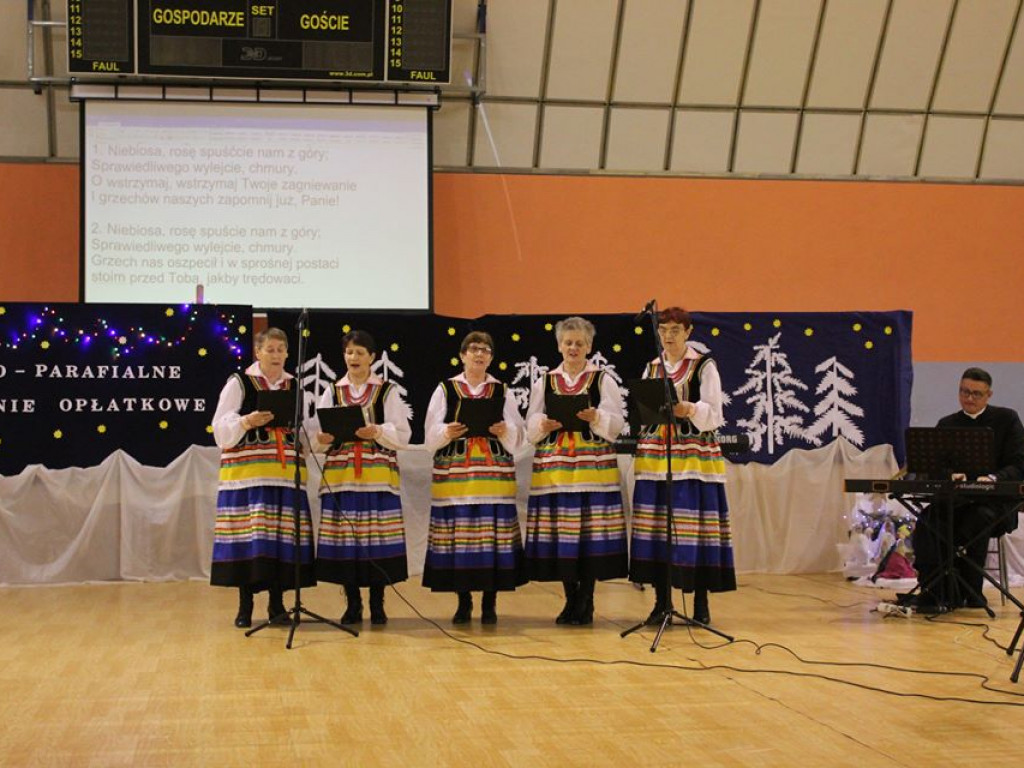 Gminno-parafialne spotkanie opłatkowe w Komarówce P. - zdjęcia