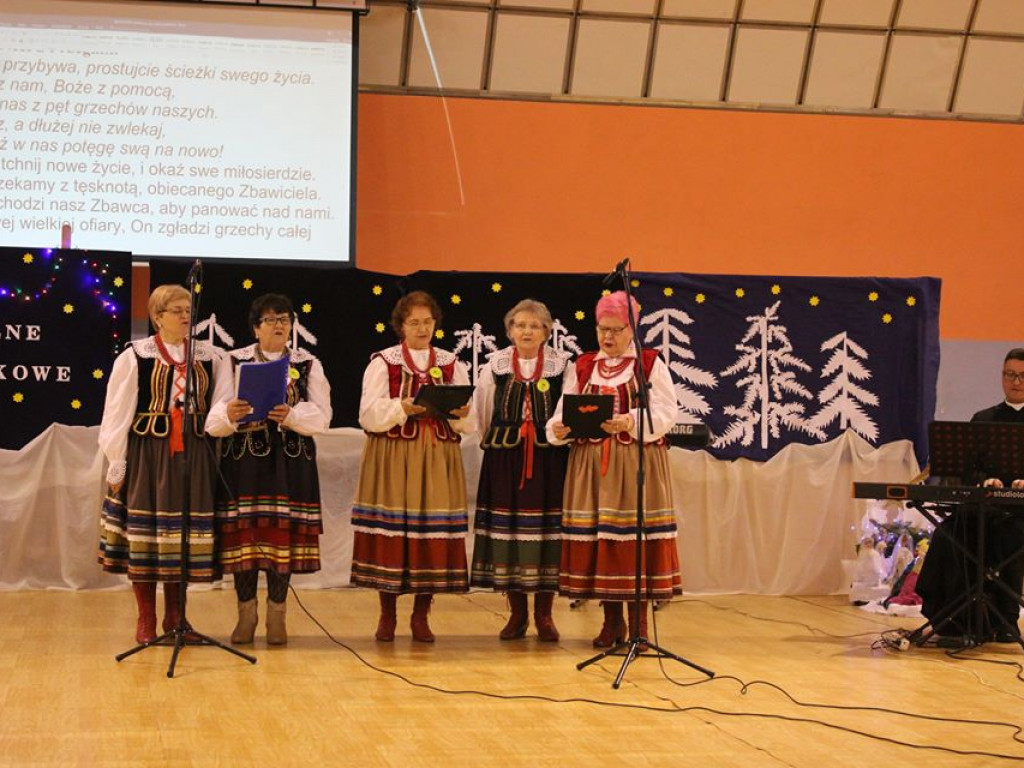 Gminno-parafialne spotkanie opłatkowe w Komarówce P. - zdjęcia