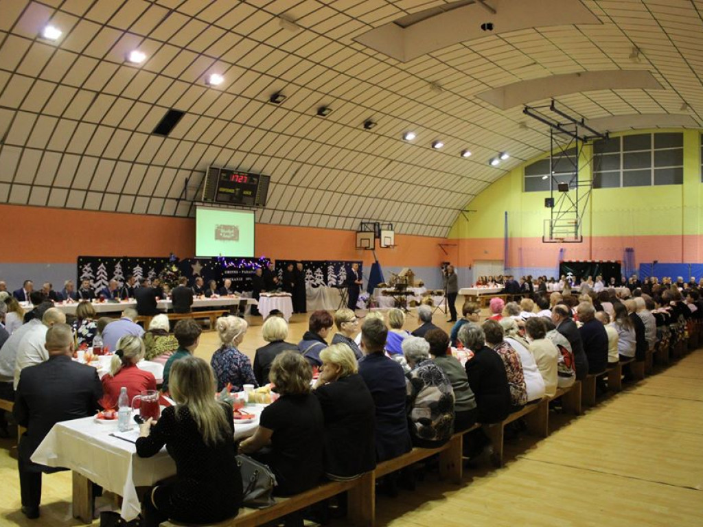 Gminno-parafialne spotkanie opłatkowe w Komarówce P. - zdjęcia