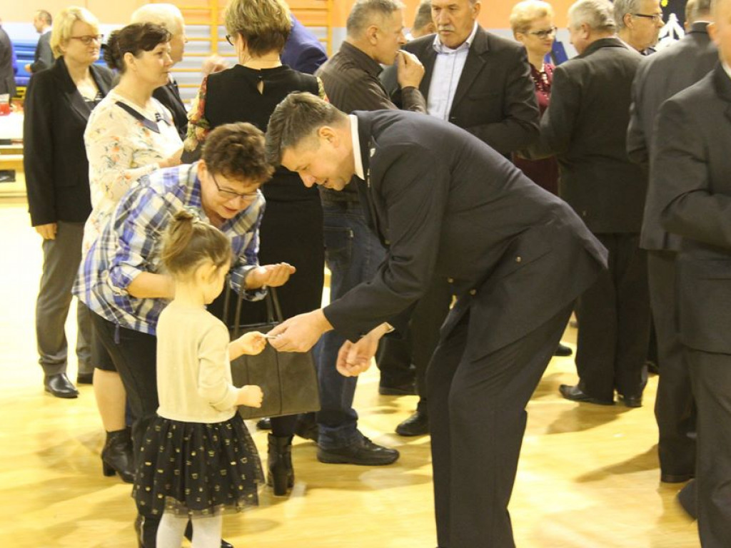 Gminno-parafialne spotkanie opłatkowe w Komarówce P. - zdjęcia