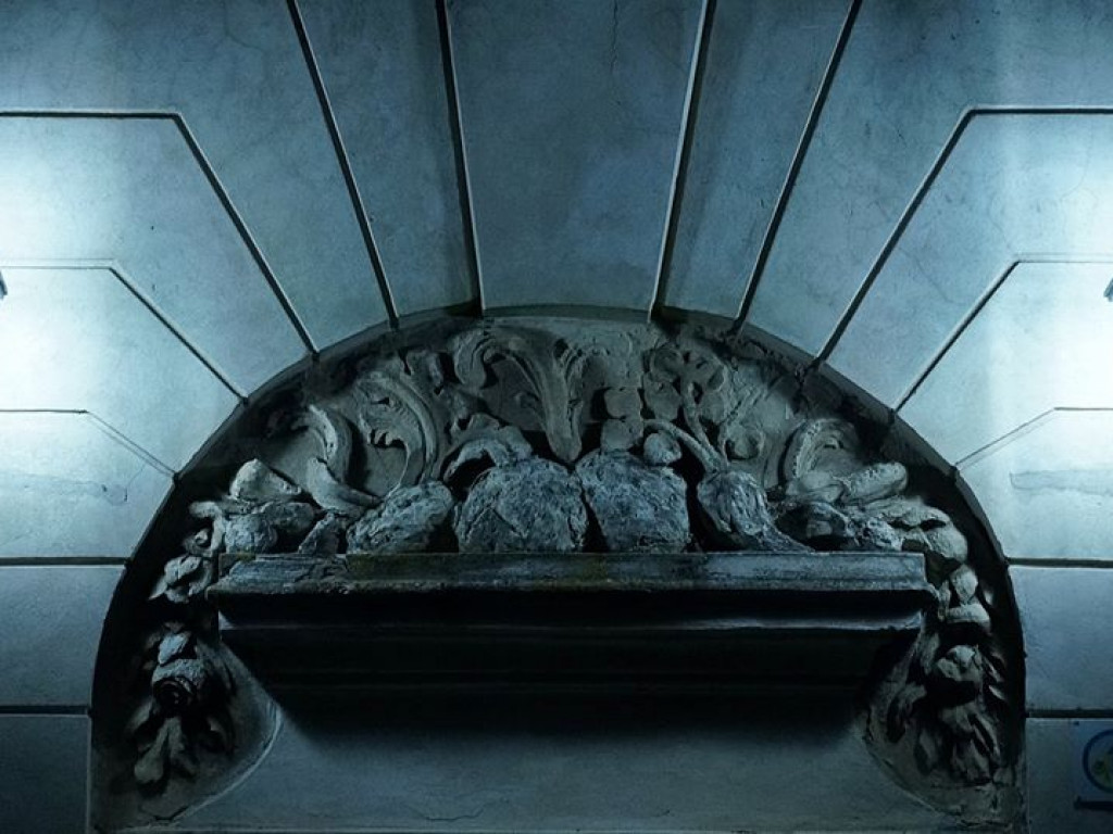 Radzyński pałac wieczorem