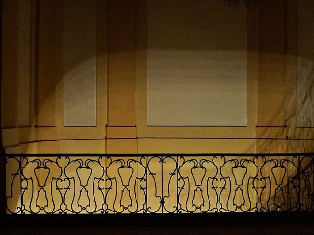 Radzyński pałac wieczorem