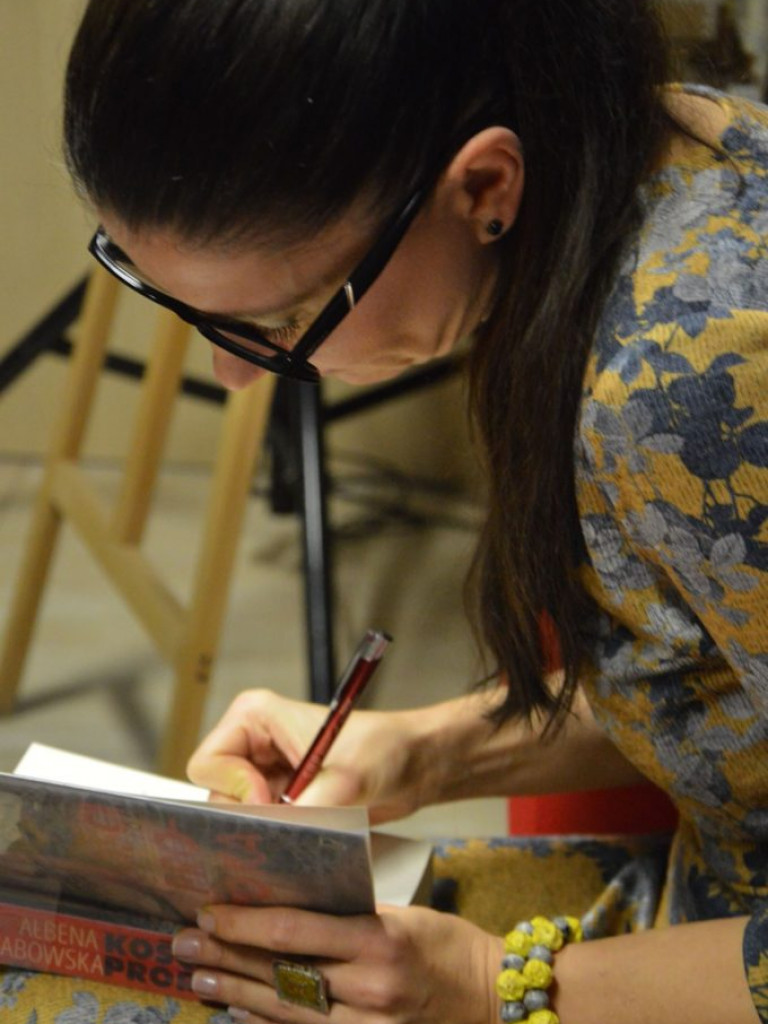 Spotkanie z pisarką Ałbeną Grabowską