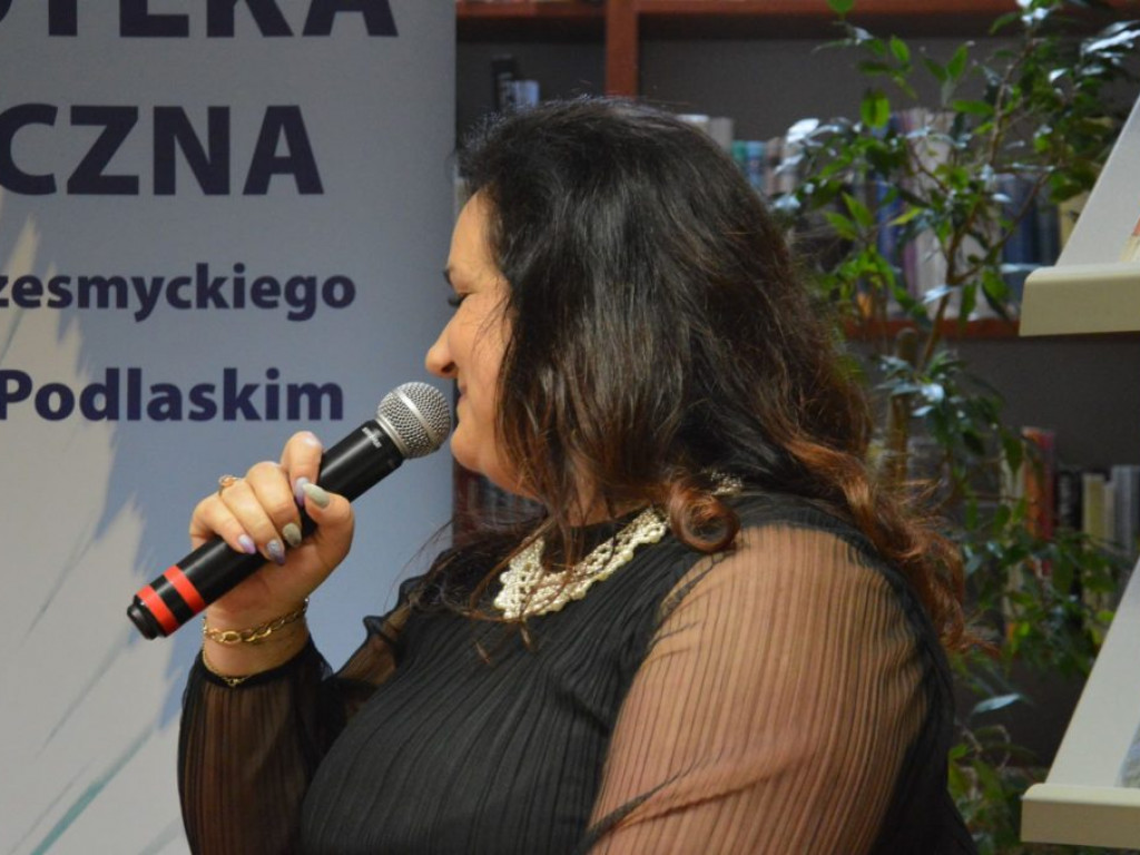 Spotkanie z pisarką Ałbeną Grabowską