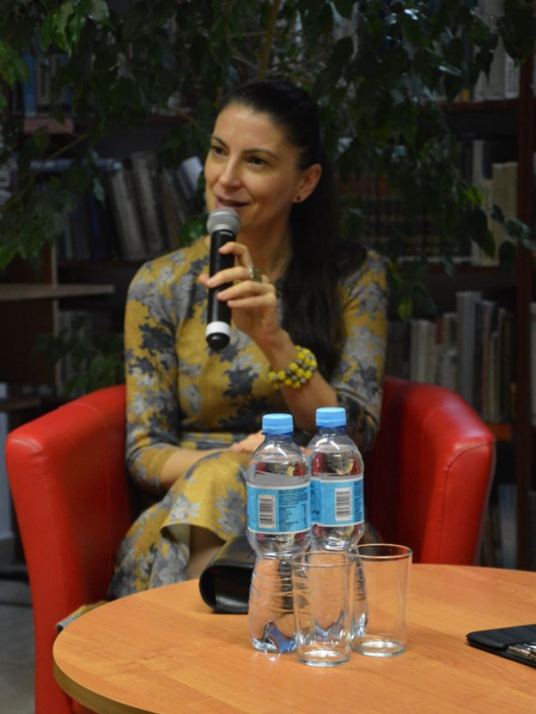 Spotkanie z pisarką Ałbeną Grabowską