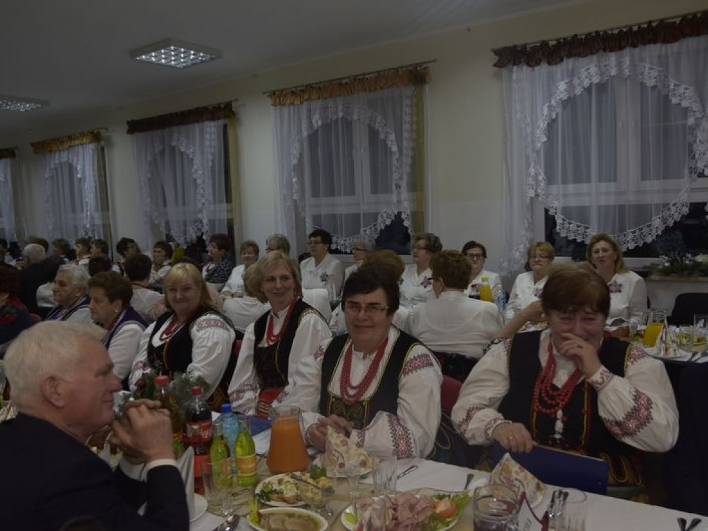 Powiatowy Przegląd Kolęd i Pastorałek w Brzozowicy Małej