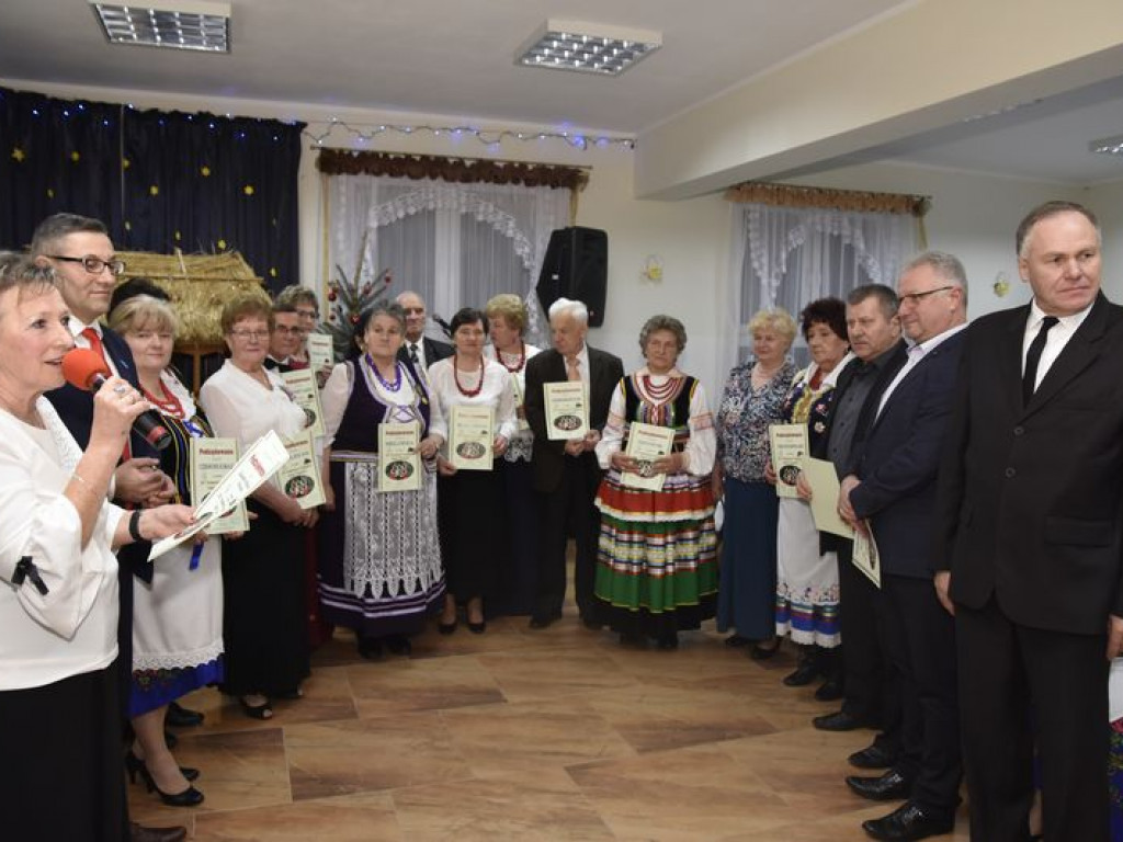 Powiatowy Przegląd Kolęd i Pastorałek w Brzozowicy Małej