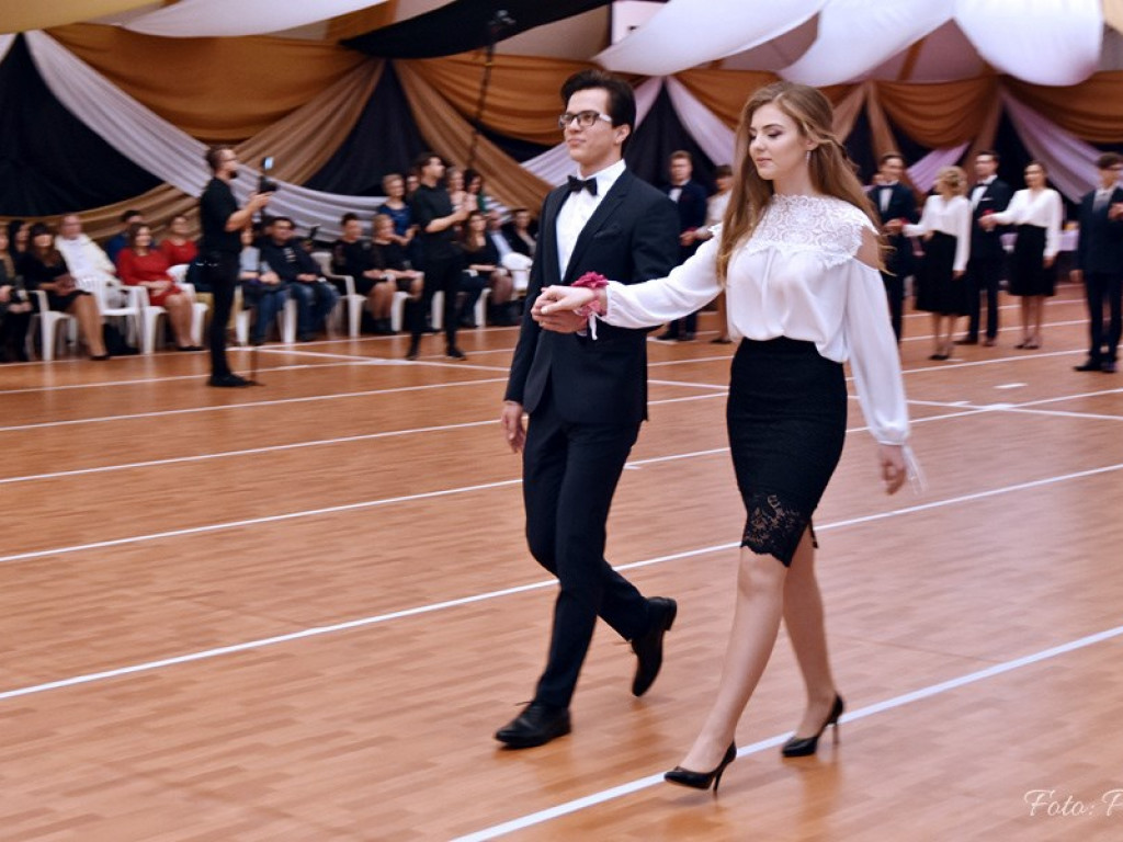 Studniówka w I LO - zdjęcia