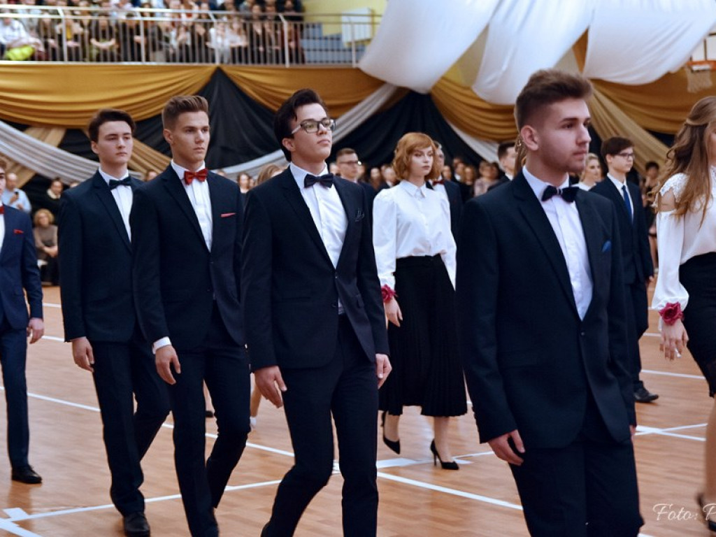 Studniówka w I LO - zdjęcia