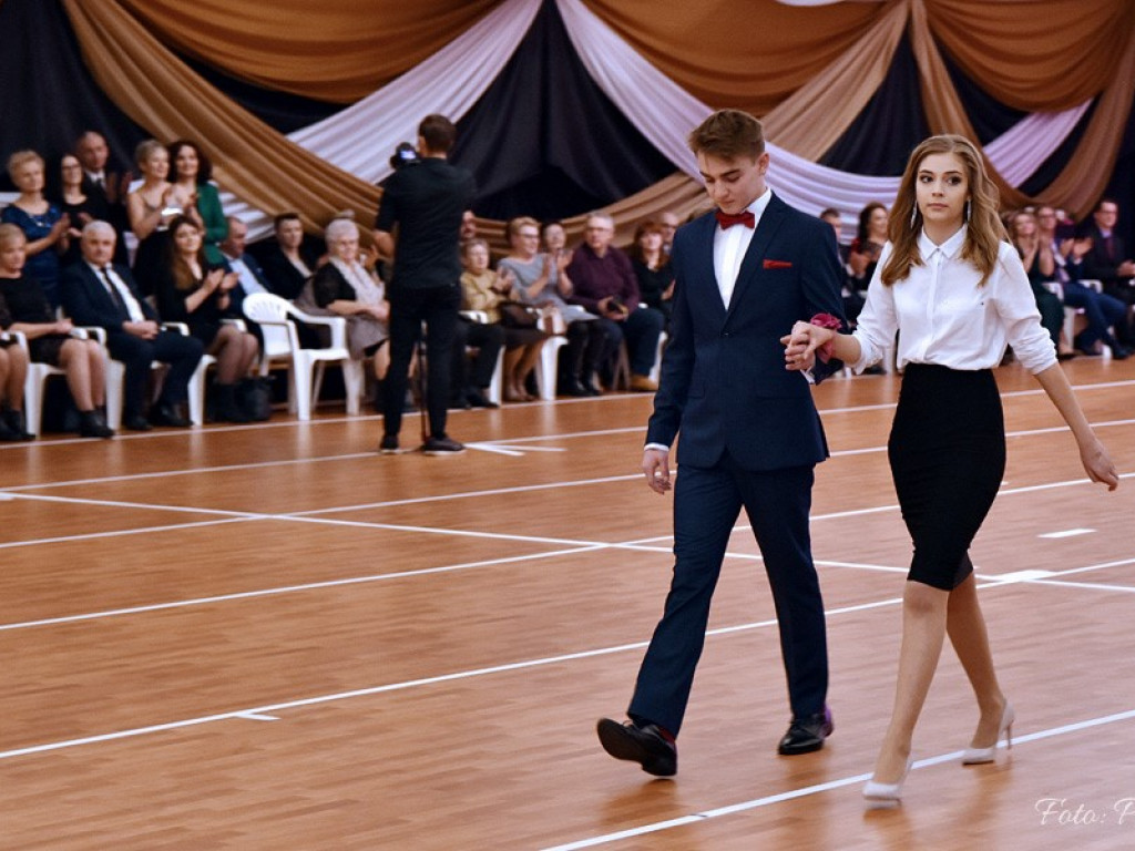 Studniówka w I LO - zdjęcia