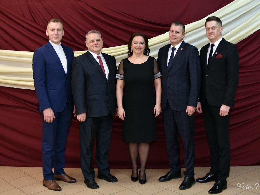 Studniówka w I LO - zdjęcia