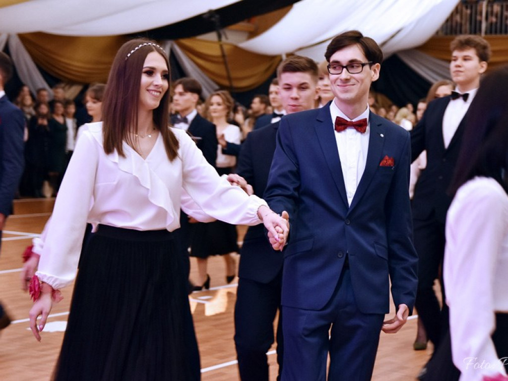 Studniówka w I LO - zdjęcia