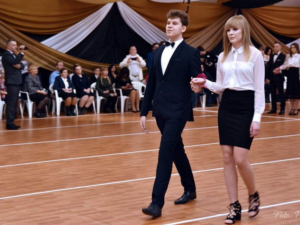 Studniówka w I LO - zdjęcia