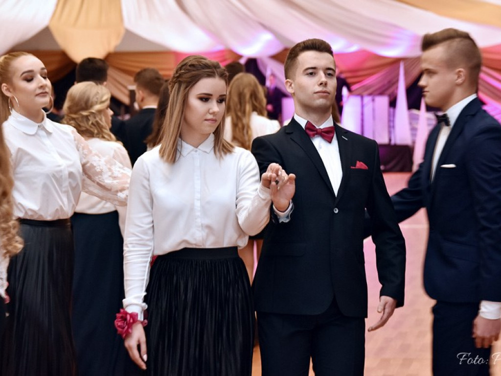 Studniówka w I LO - zdjęcia