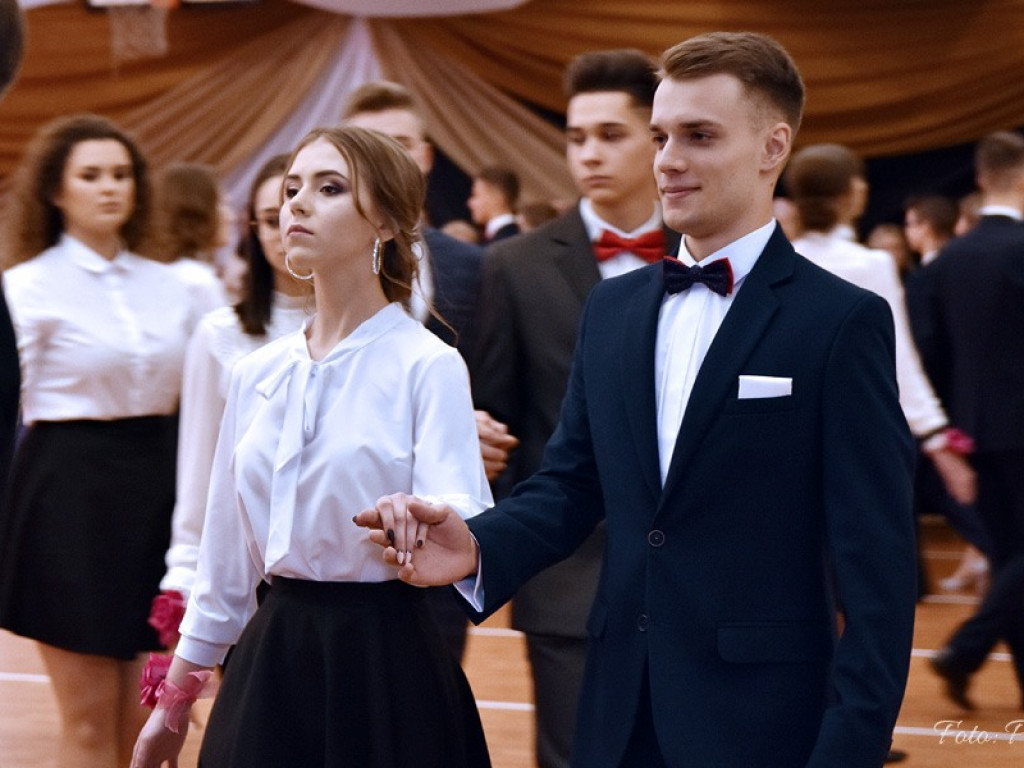 Studniówka w I LO - zdjęcia