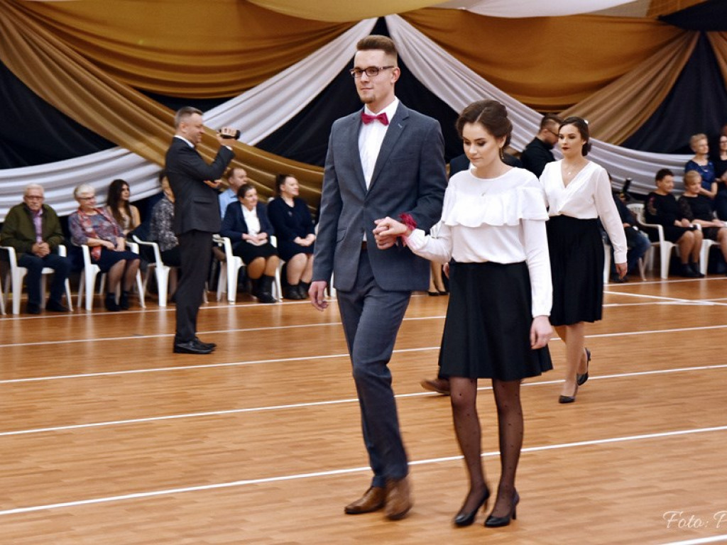 Studniówka w I LO - zdjęcia