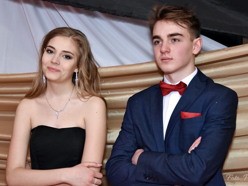 Studniówka w I LO - zdjęcia