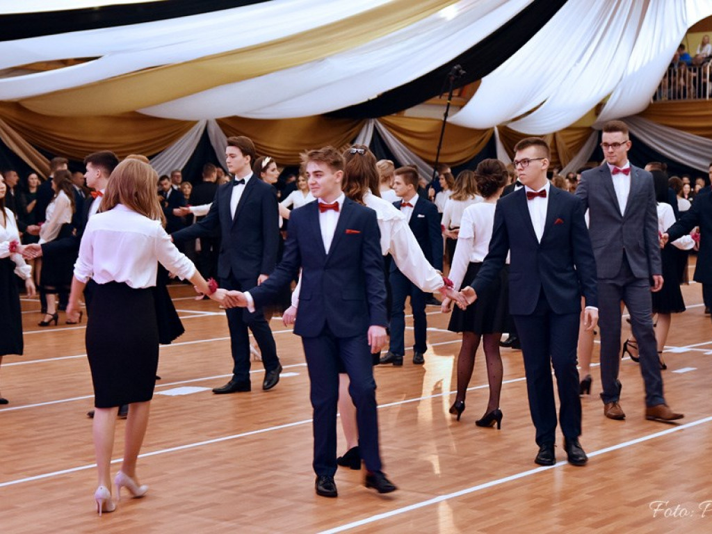 Studniówka w I LO - zdjęcia