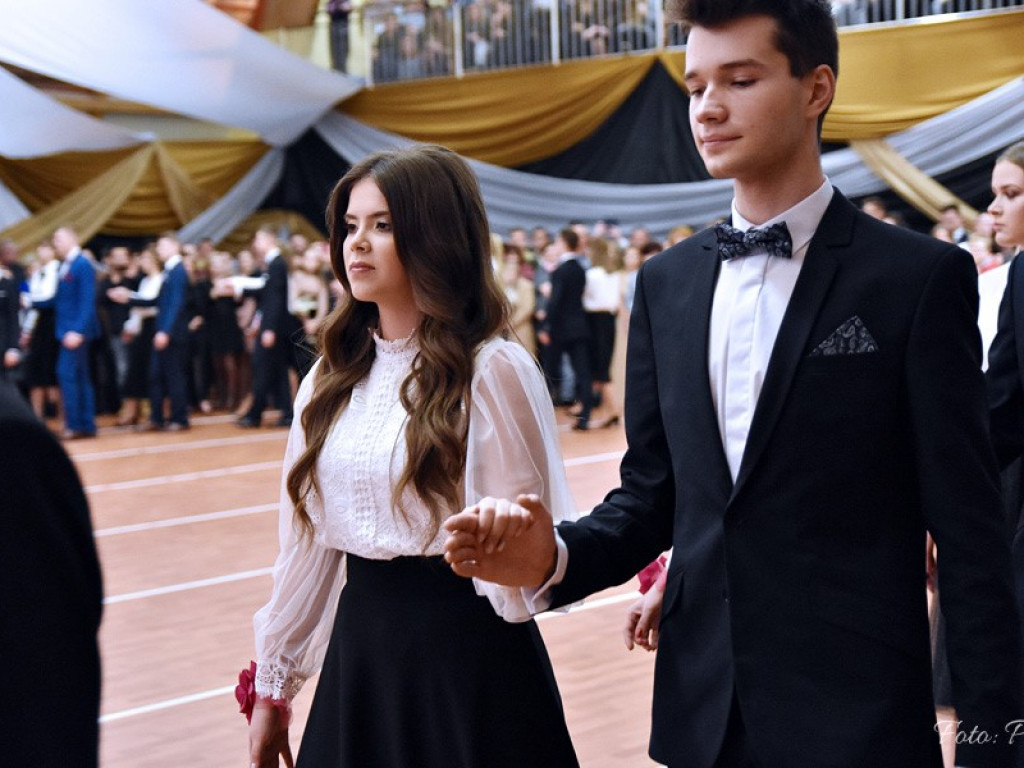 Studniówka w I LO - zdjęcia