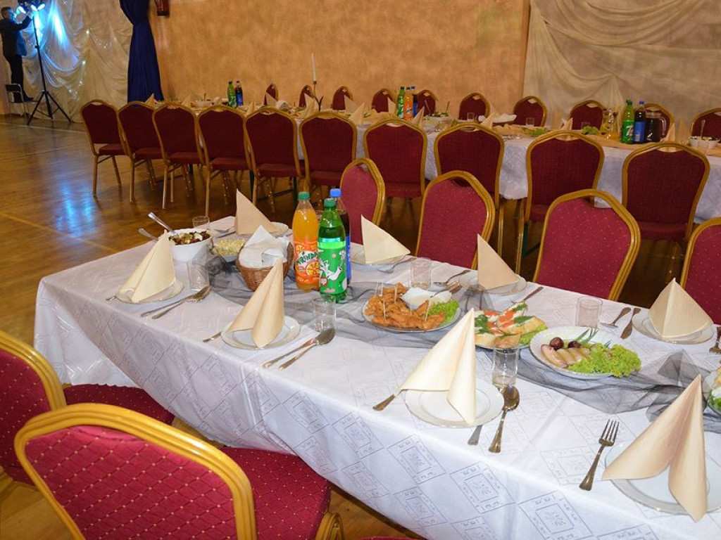 I Gminny Bal Ósmoklasisty - nagranie i zdjęcia