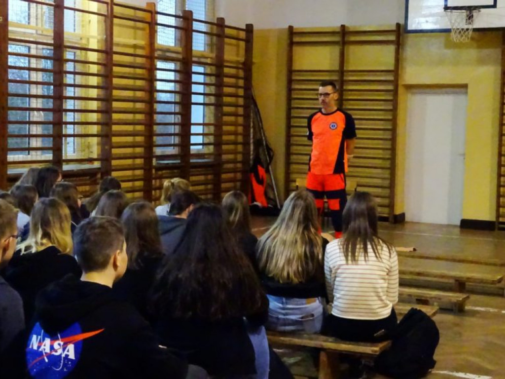 Warsztaty i konkurs dotyczące pierwszej pomocy w Komarówce P.