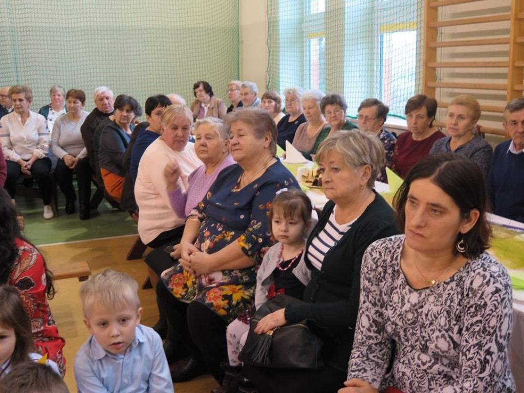 Dzień Babci i Dziadka w SP w Domaszewnicy