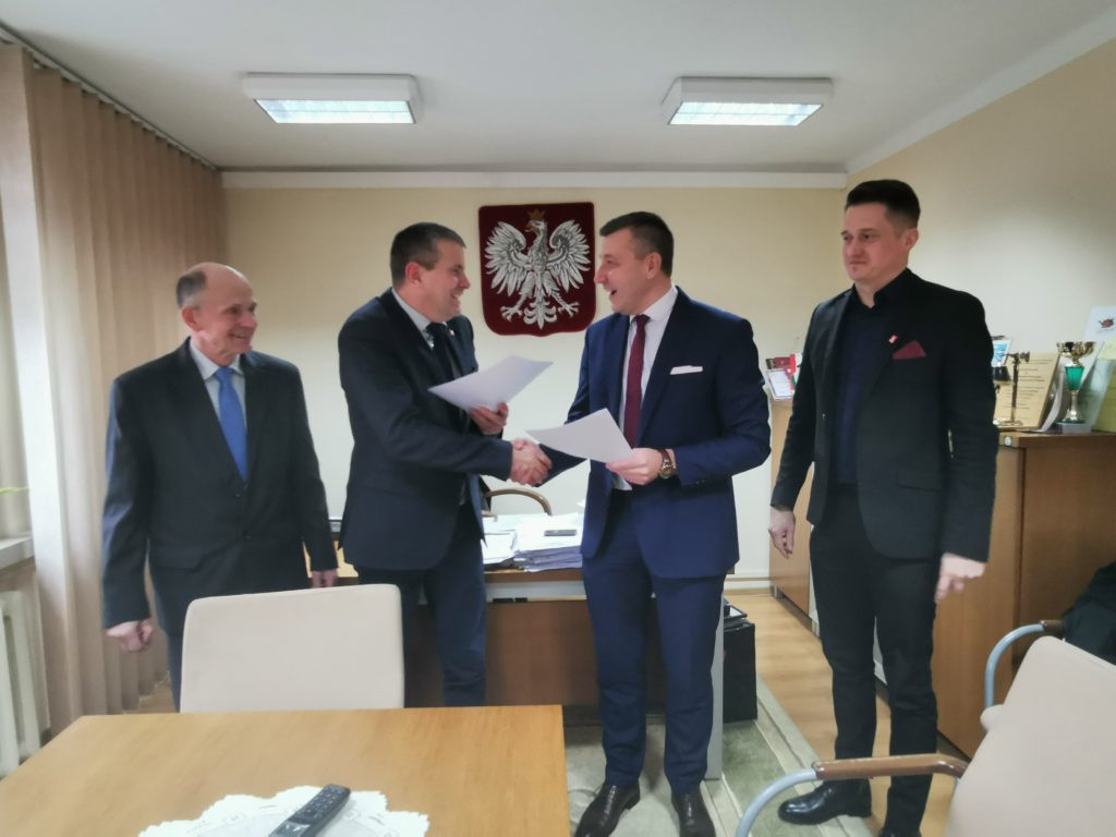 Podpisanie umowy na budowę drogi Walinna-Kolembrody