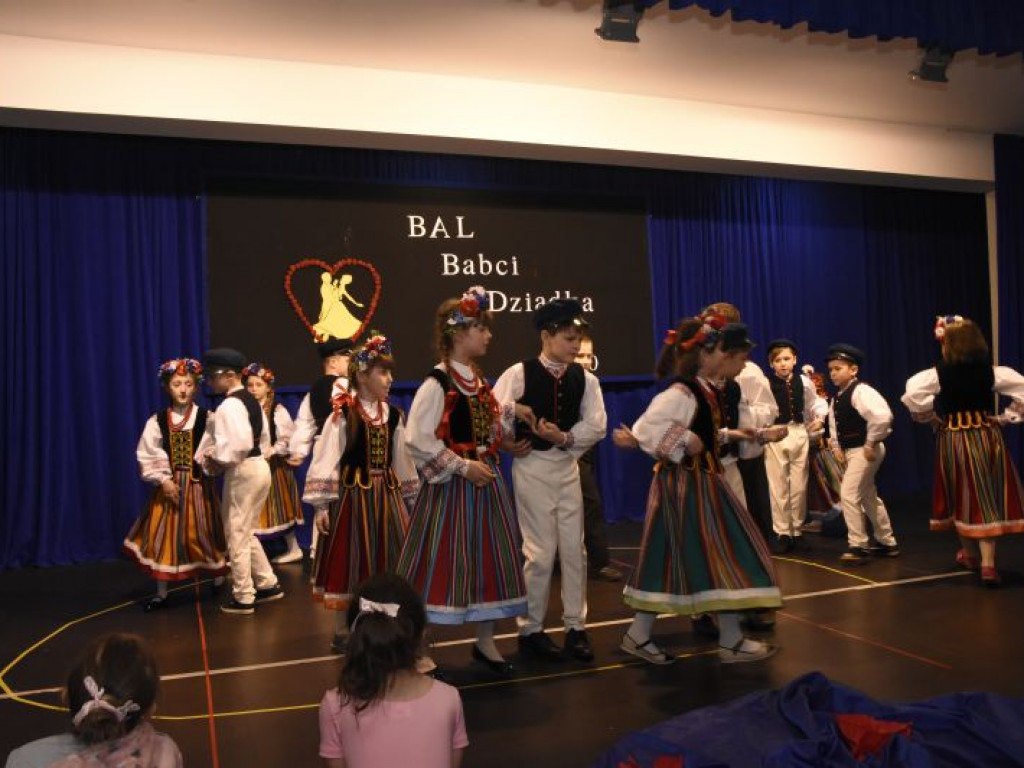 Bal Babci i Dziadka w GOK-u w Kąkolewnicy