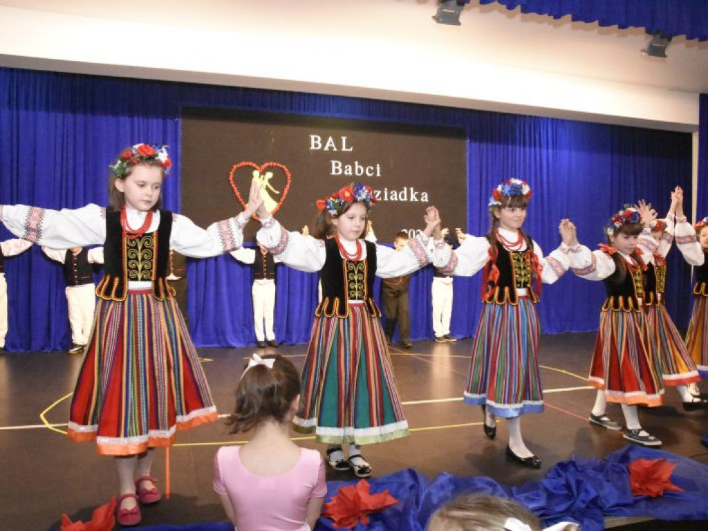 Bal Babci i Dziadka w GOK-u w Kąkolewnicy