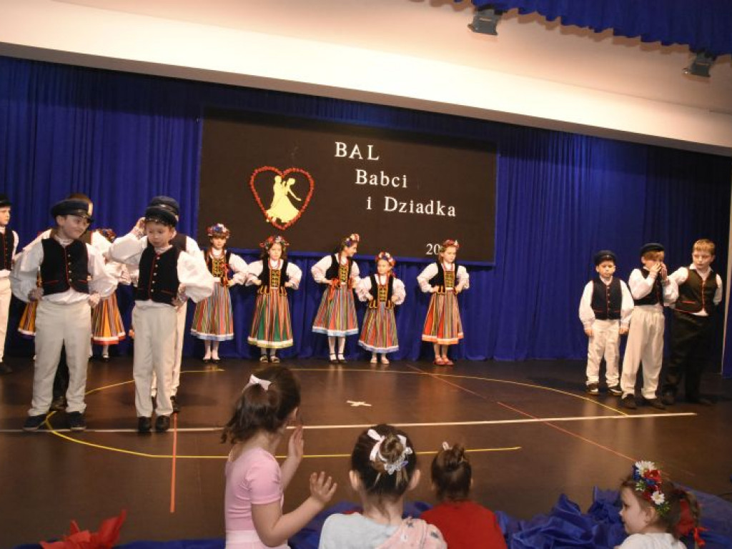 Bal Babci i Dziadka w GOK-u w Kąkolewnicy