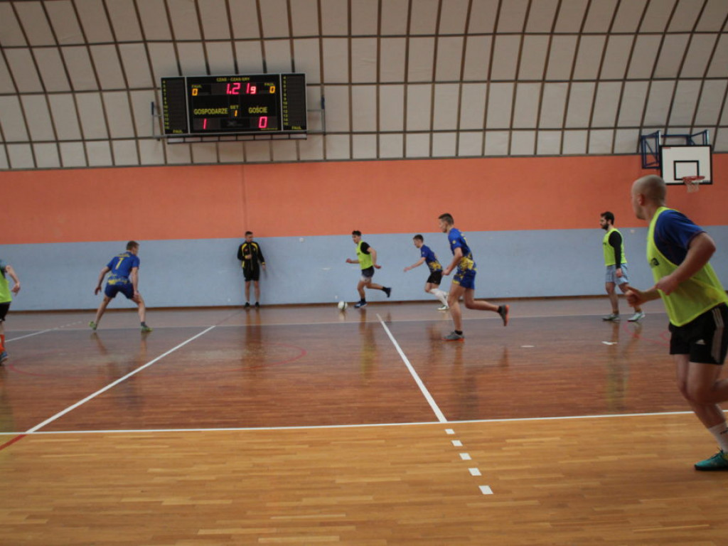 Halowy Turniej Piłki Nożnej o Puchar Wójta Gminy Komarówka Podlaska