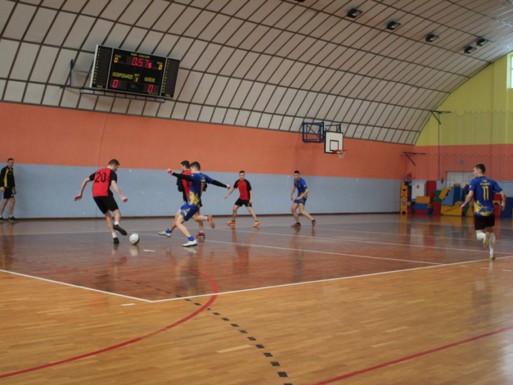 Halowy Turniej Piłki Nożnej o Puchar Wójta Gminy Komarówka Podlaska