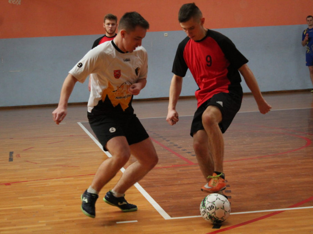 Halowy Turniej Piłki Nożnej o Puchar Wójta Gminy Komarówka Podlaska