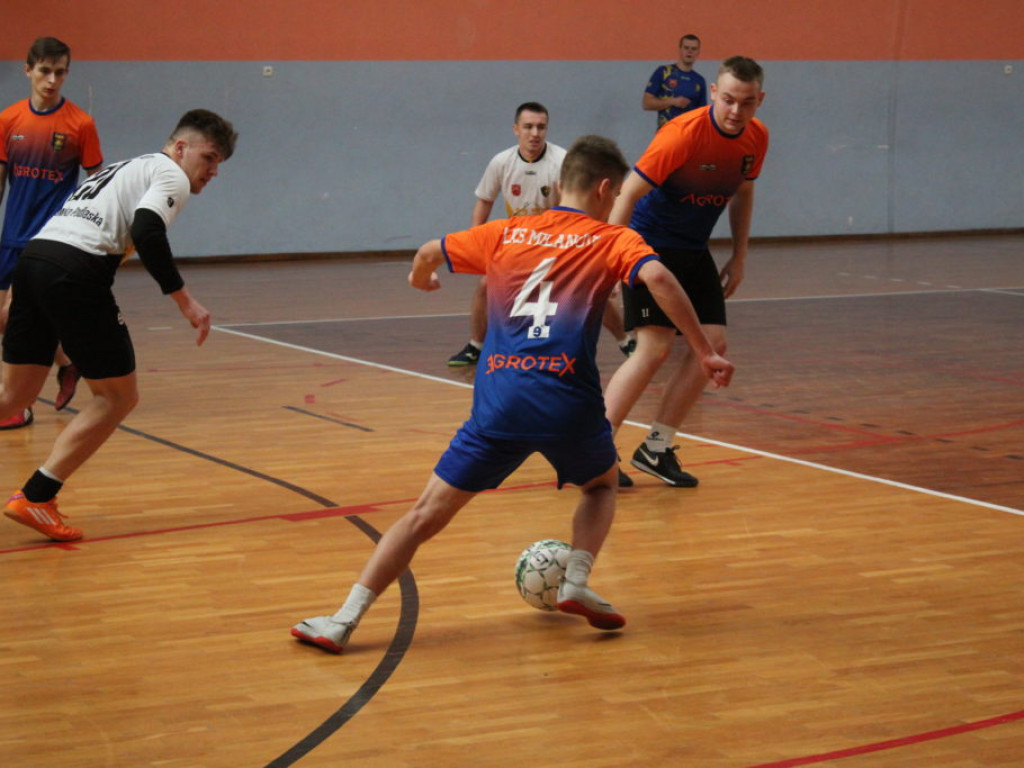 Halowy Turniej Piłki Nożnej o Puchar Wójta Gminy Komarówka Podlaska