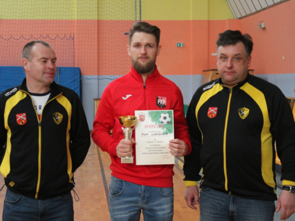 Halowy Turniej Piłki Nożnej o Puchar Wójta Gminy Komarówka Podlaska