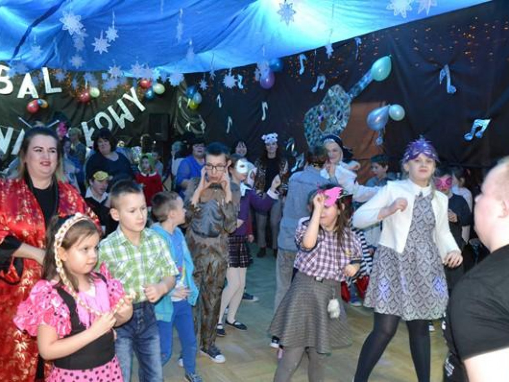 Bale karnawałowe w SOSW