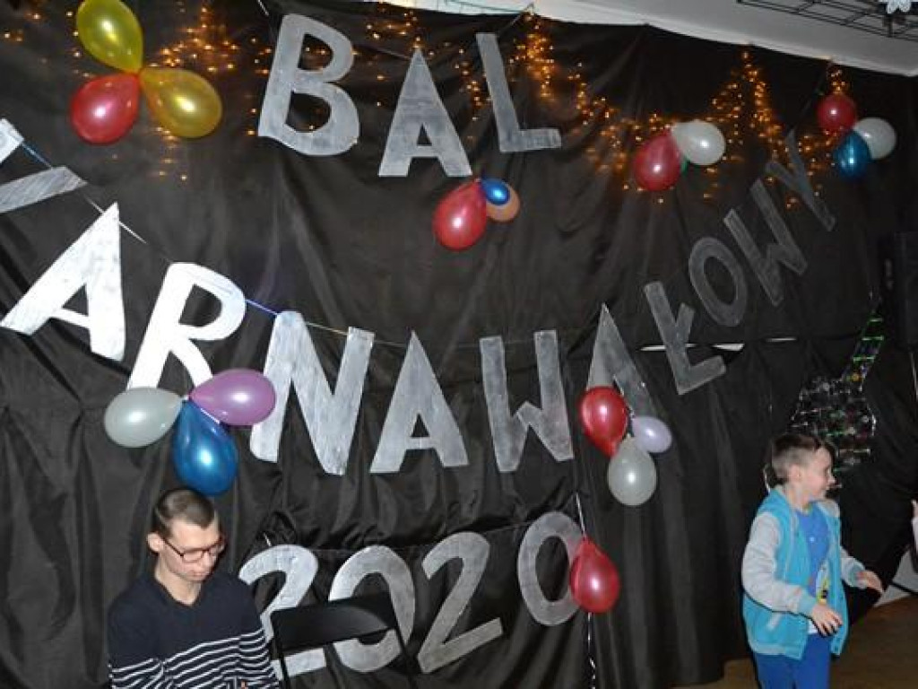 Bale karnawałowe w SOSW
